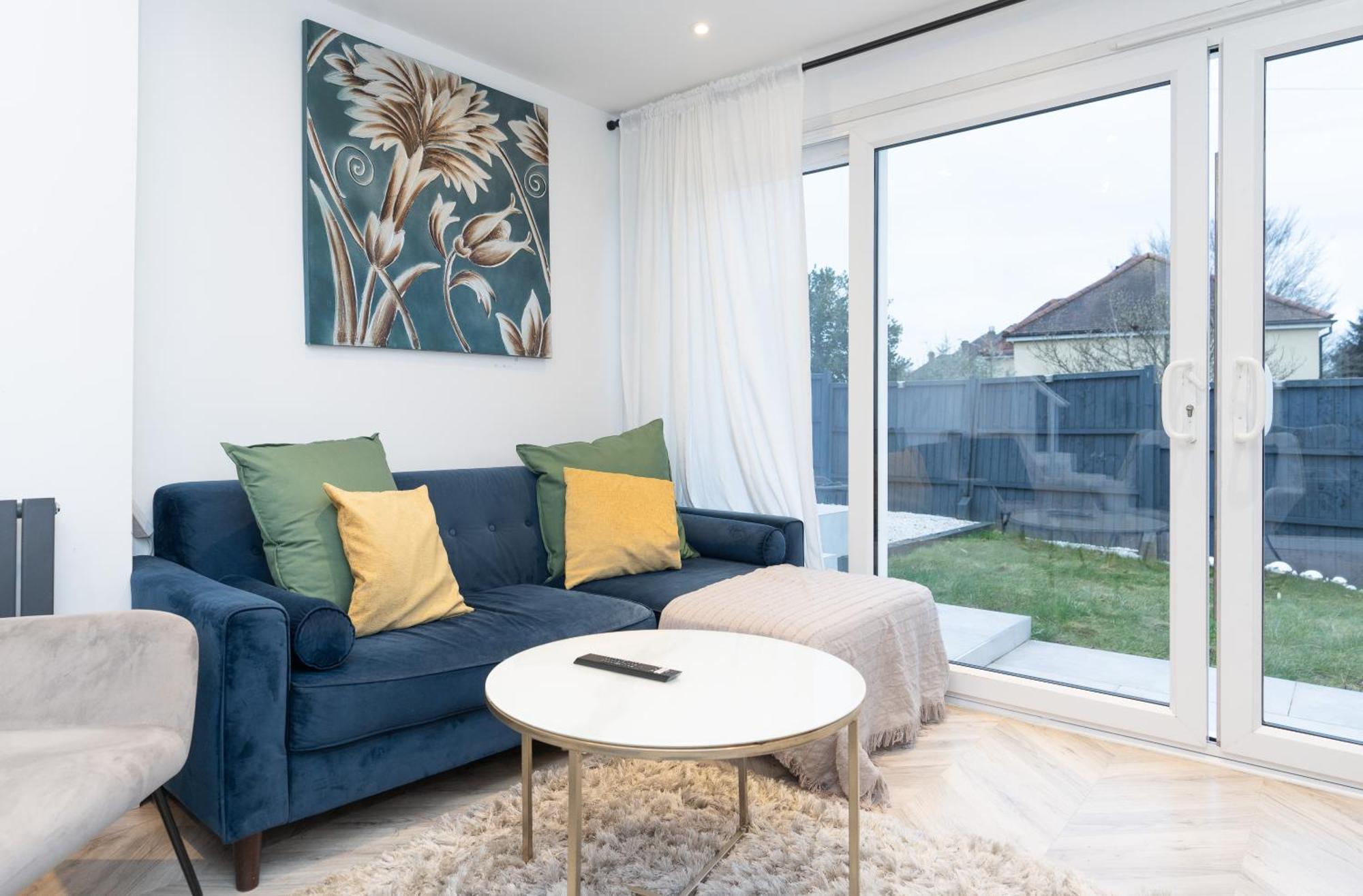 Estwood - Gated House Villa Southampton Bagian luar foto