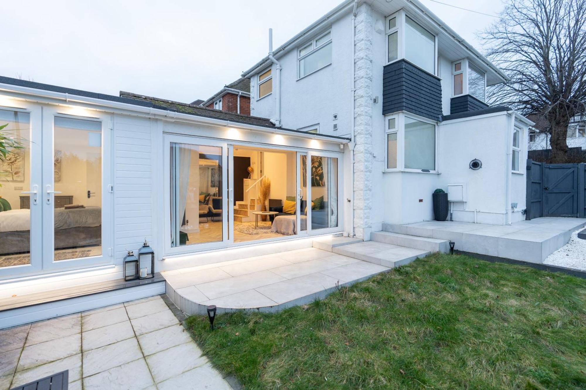 Estwood - Gated House Villa Southampton Bagian luar foto
